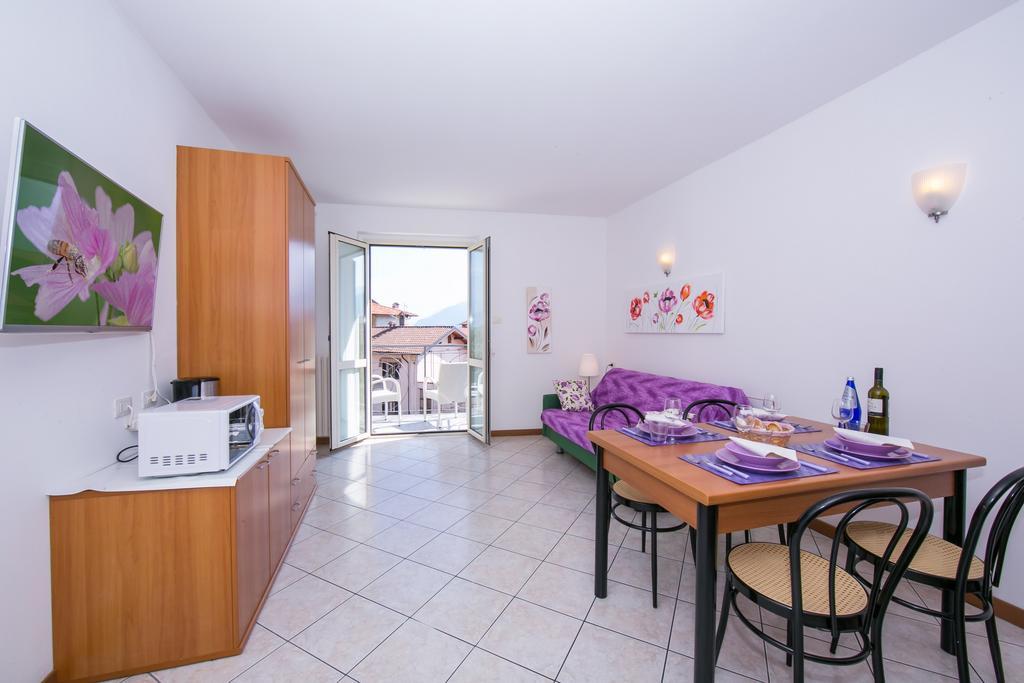 Residence Riva Del Lario Gravedona Esterno foto