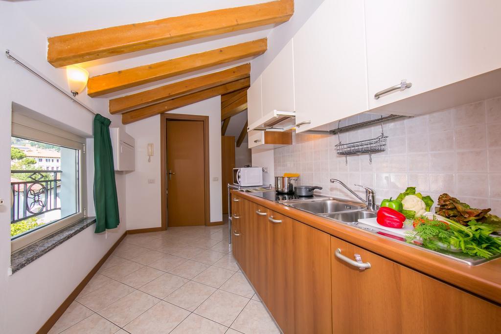 Residence Riva Del Lario Gravedona Esterno foto