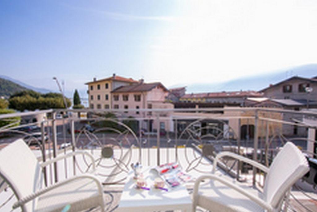 Residence Riva Del Lario Gravedona Esterno foto
