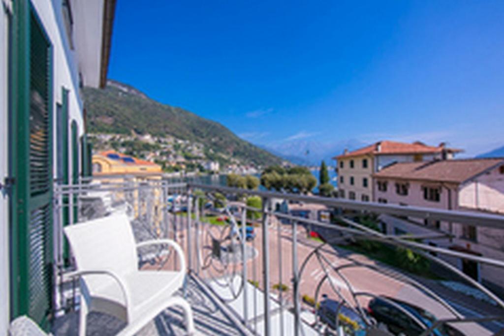 Residence Riva Del Lario Gravedona Esterno foto